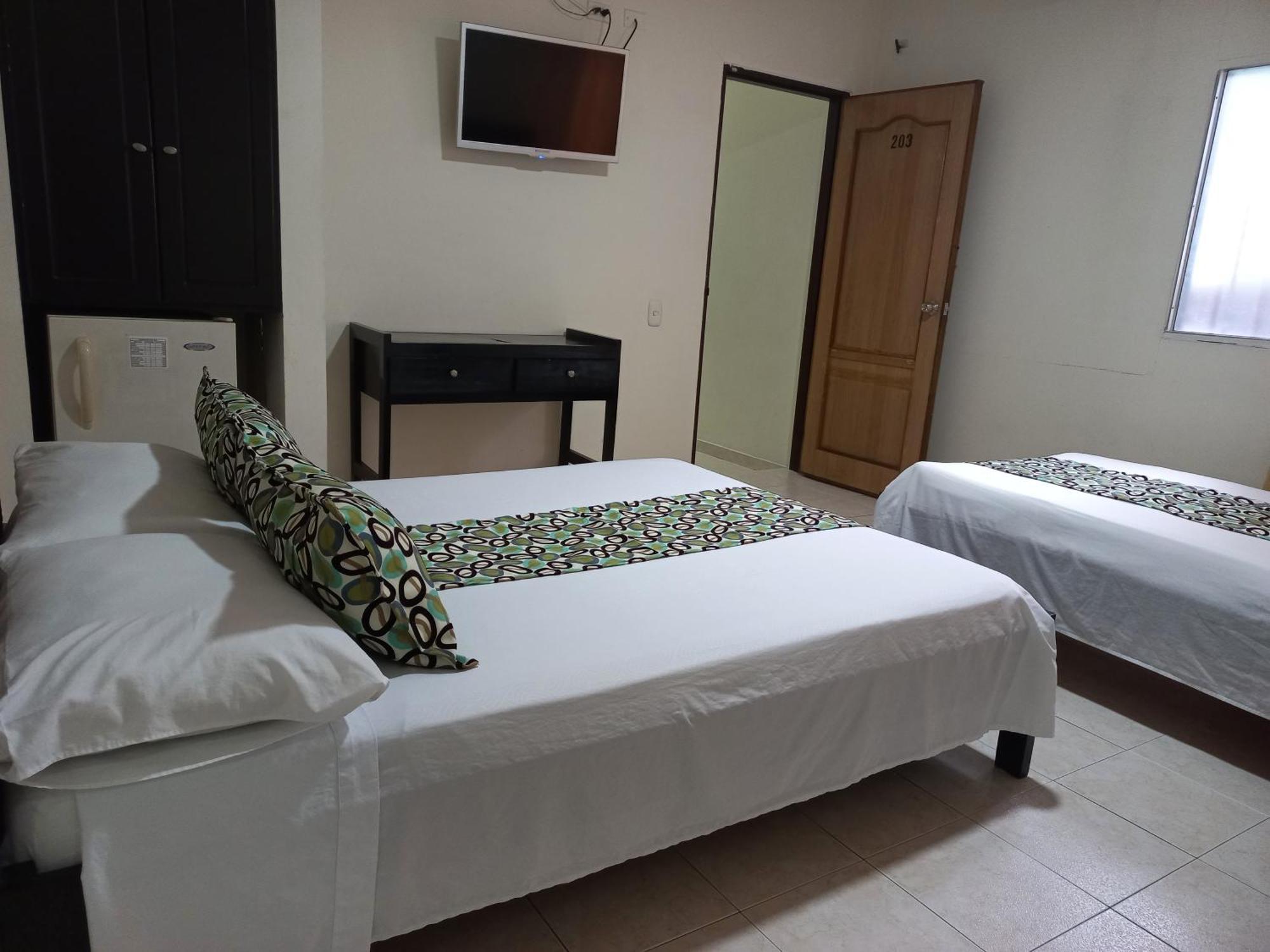 פריירה Hotel Los Tunjos מראה חיצוני תמונה